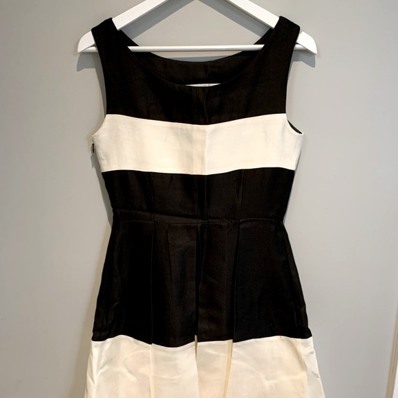 Kate Spade Striped Black & White Dress Size 4 - Picture 1 of 4